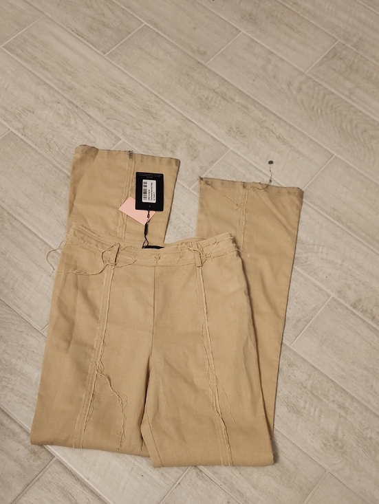 PrettyLittleThing Pants - Khaki Casual Straight-Leg Pants Size 6